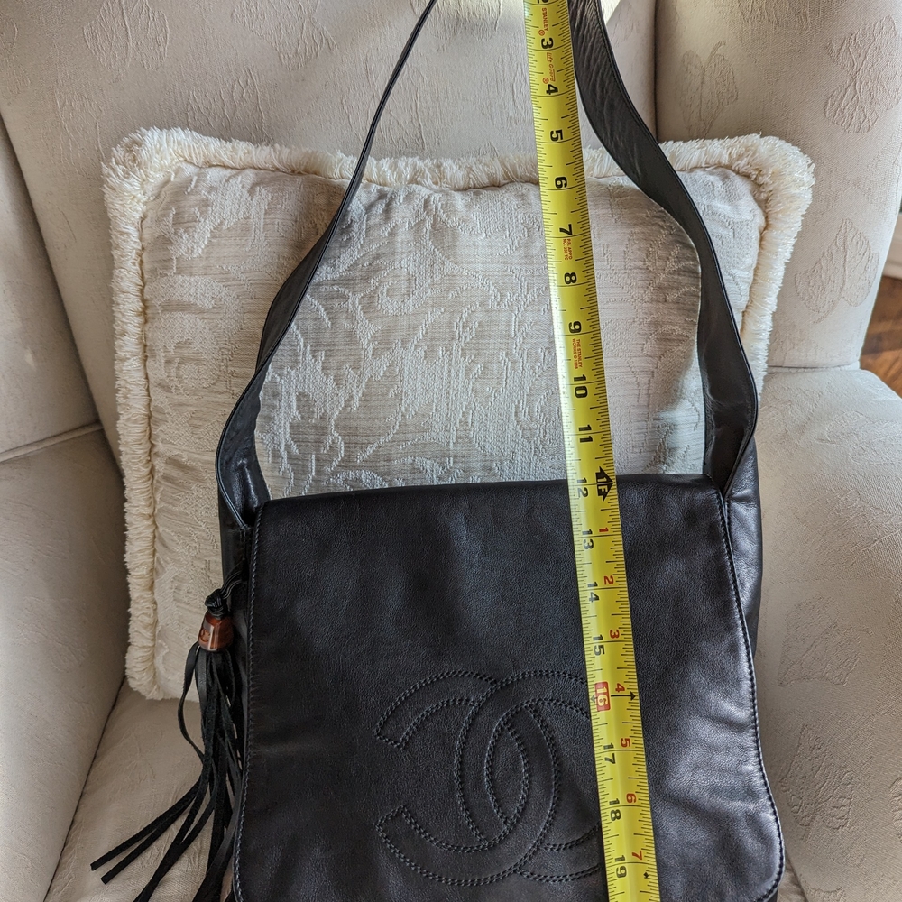 Rare Black Lambskin Large CC Tassel Hobo Bag Gold Hardware, 1996-1997 - Picture 5 of 13